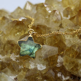 Labradorite Star Necklace in 14K Gold – Celestial Jewelry for Intuition, Protection & Transformation