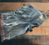 Vintage Levi Distressed 505 Cutoff High Waist shorts Size 30